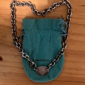 Tiffany & Co. Silver Chain with Teal Pouch 15”